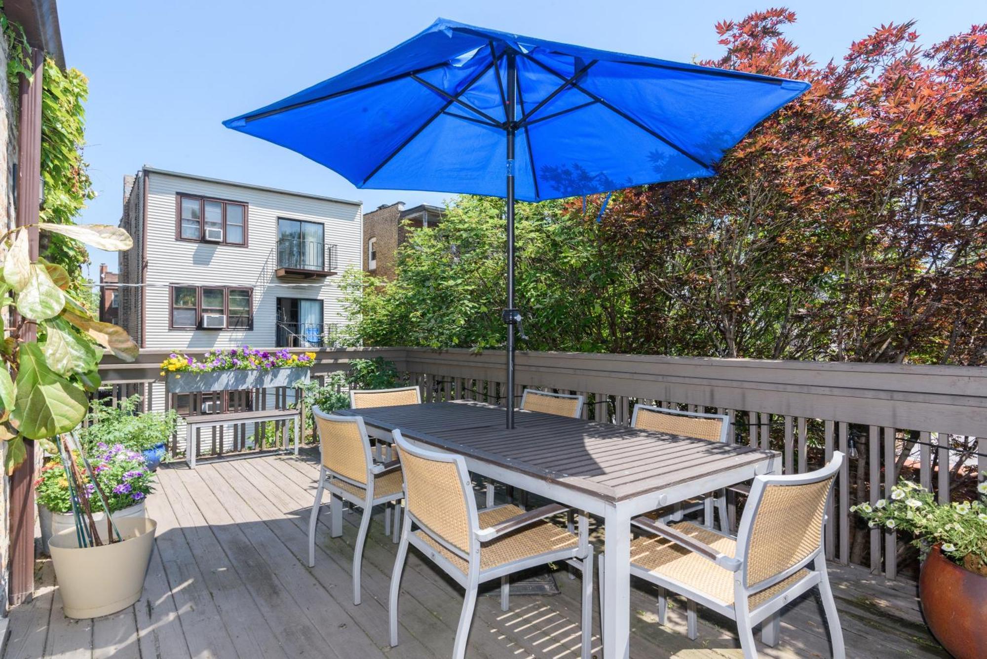 House 5863- Chicago'S Premier Bed And Breakfast Exterior photo
