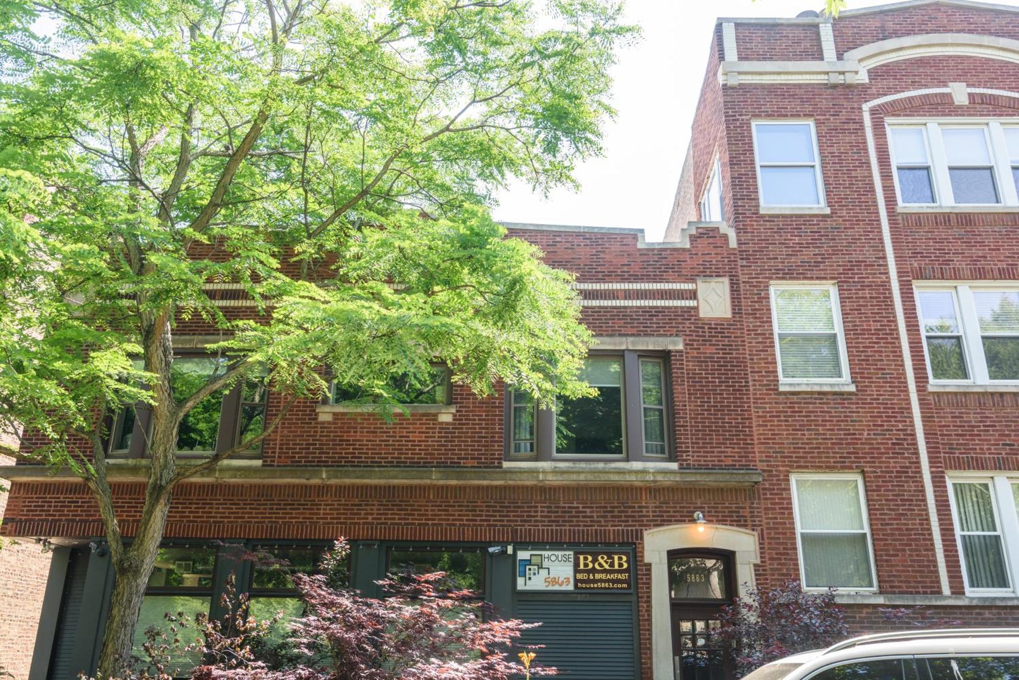 House 5863- Chicago'S Premier Bed And Breakfast Exterior photo