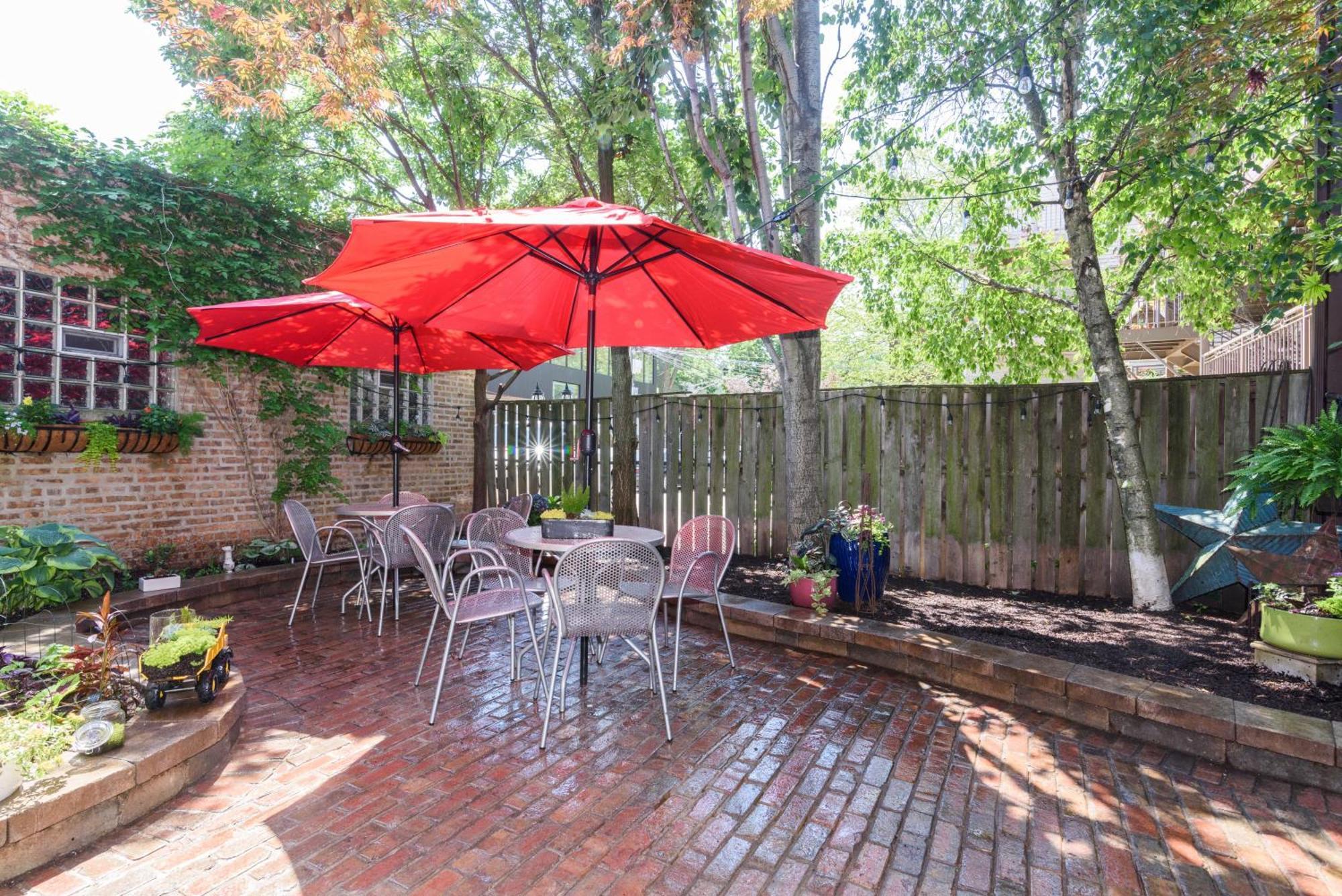 House 5863- Chicago'S Premier Bed And Breakfast Exterior photo
