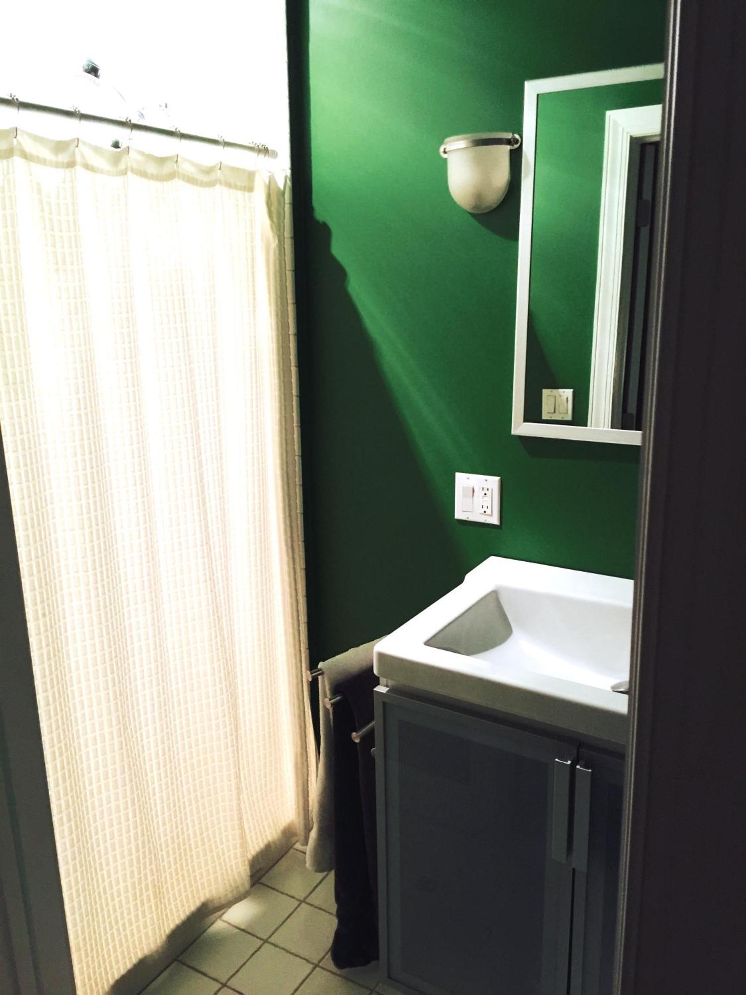 House 5863- Chicago'S Premier Bed And Breakfast Room photo